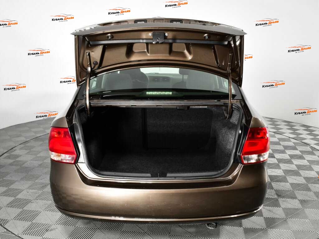 Volkswagen Polo 2015 года с пробегом. Фото: #13