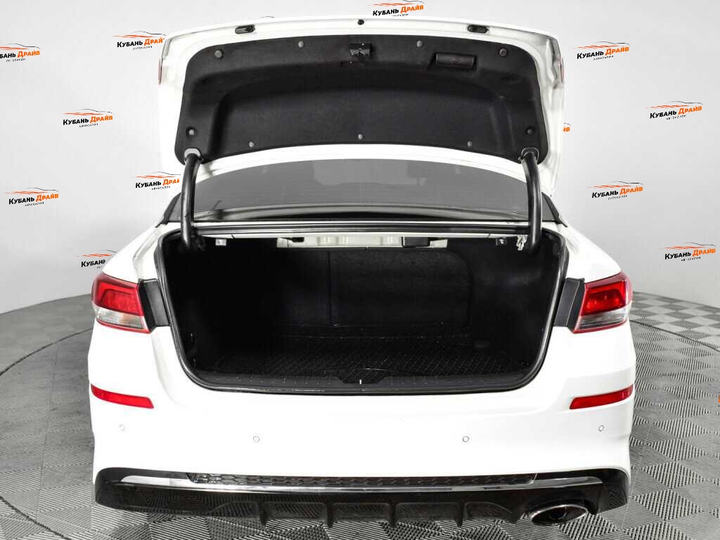 Kia Optima 2019 года с пробегом. Фото: #15