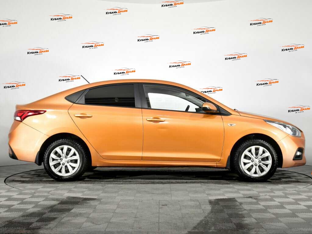 Hyundai Solaris 2017 года с пробегом. Фото: #3