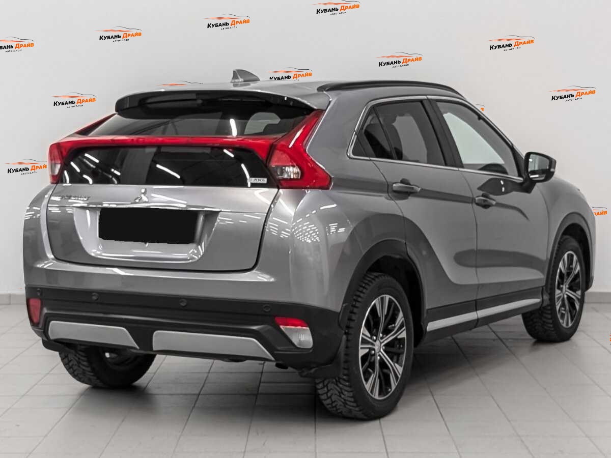 Mitsubishi Eclipse Cross 2019 года с пробегом. Фото: #4