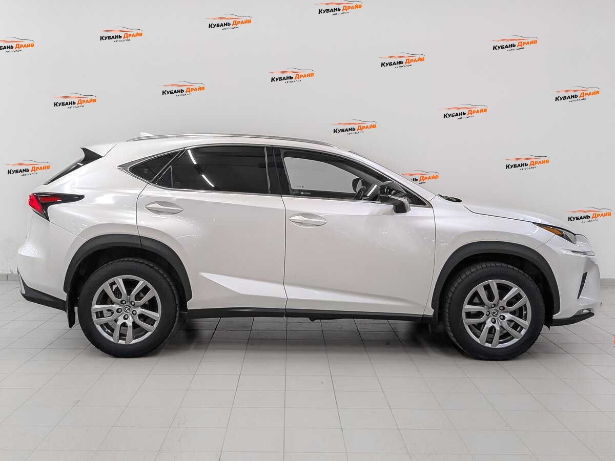 Lexus NX 2018 года с пробегом. Фото: #3