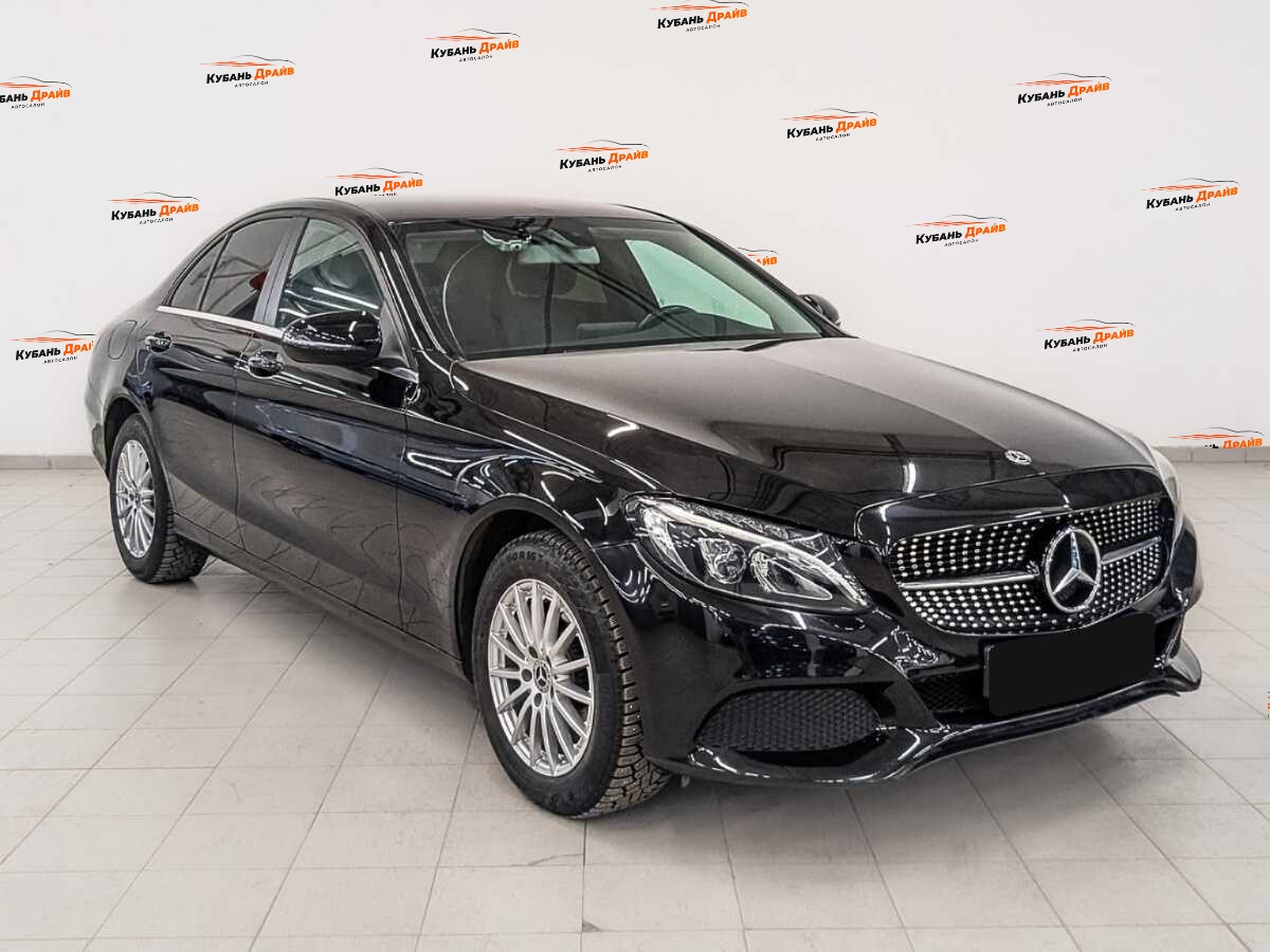 Mercedes-Benz C-Класс 2018 года с пробегом. Фото: #2