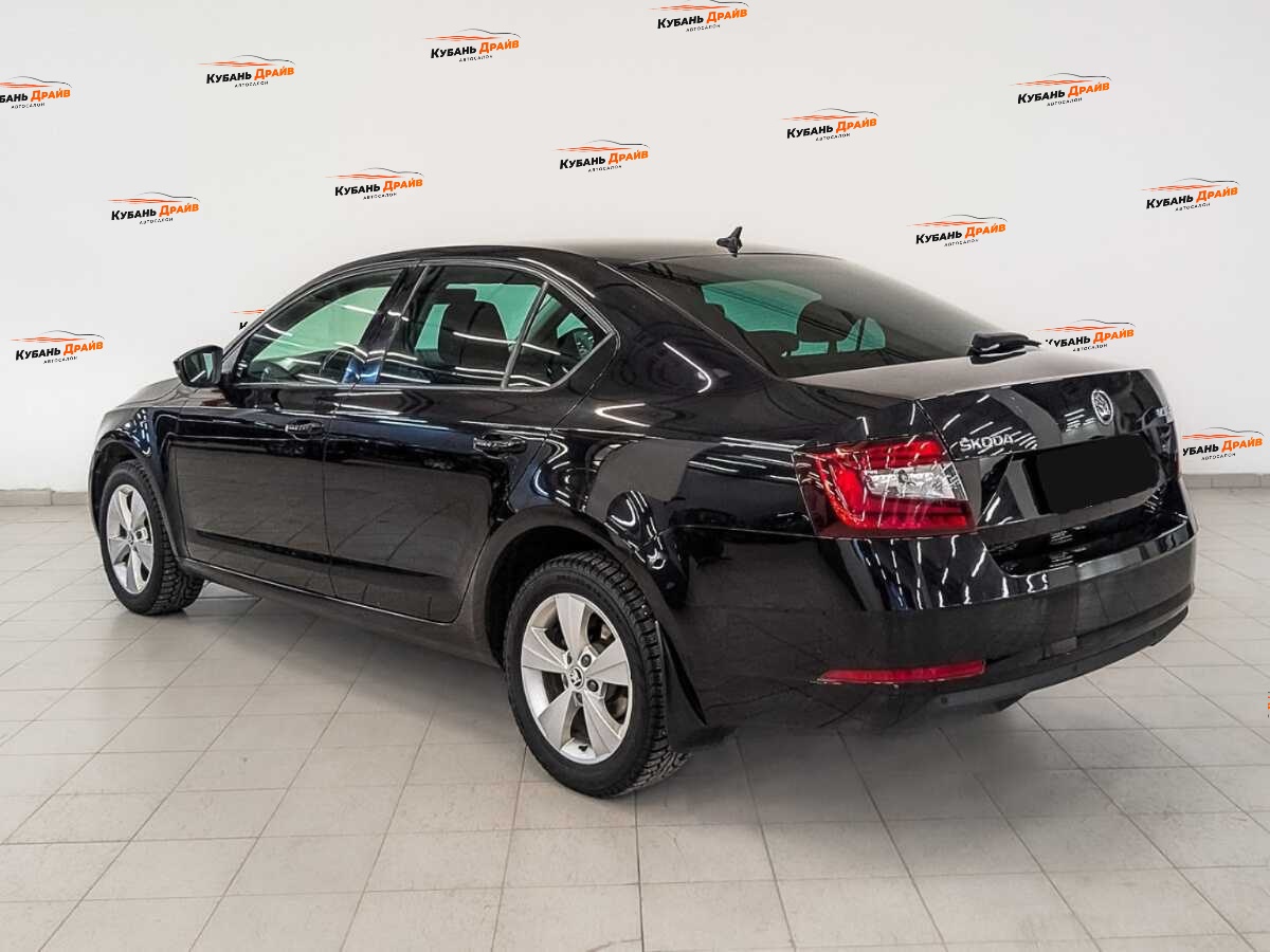 Skoda Octavia 2019 года с пробегом. Фото: #6
