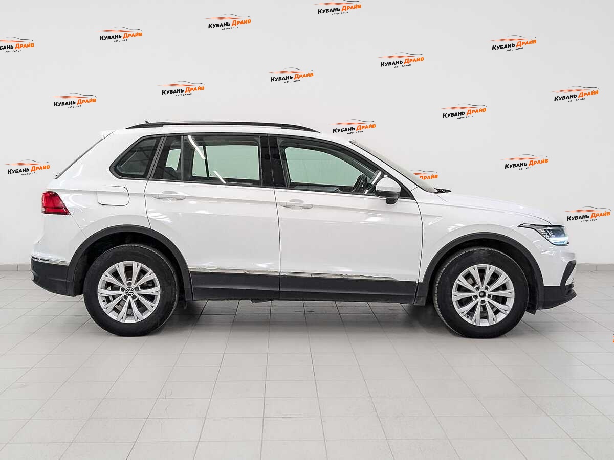 Volkswagen Tiguan 2021 года с пробегом. Фото: #3