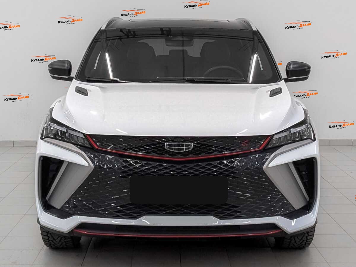 Geely Coolray 2024 года с пробегом. Фото: #1