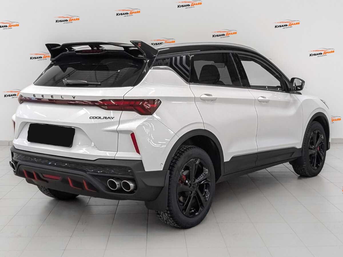 Geely Coolray 2024 года с пробегом. Фото: #4