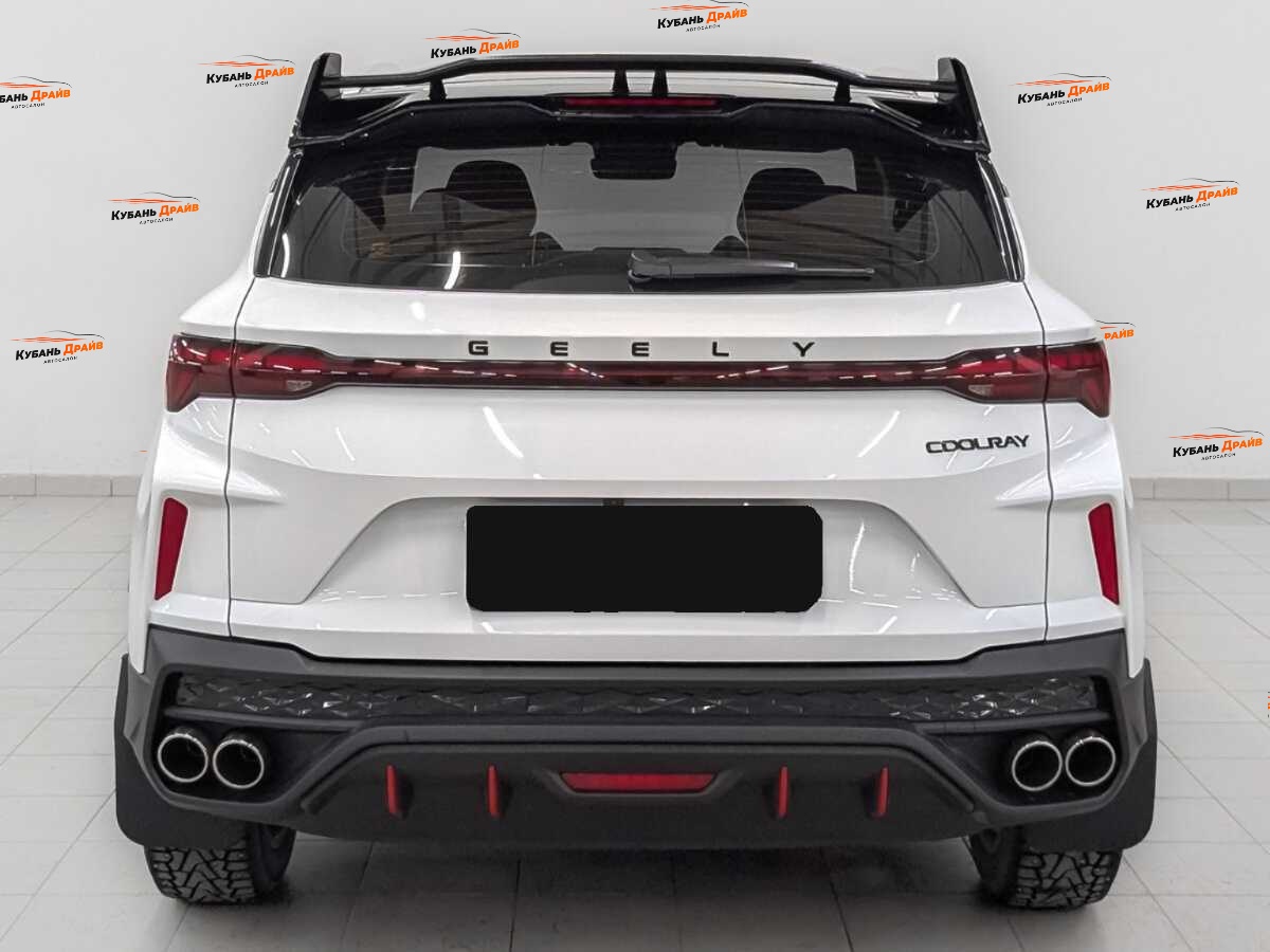 Geely Coolray 2024 года с пробегом. Фото: #5
