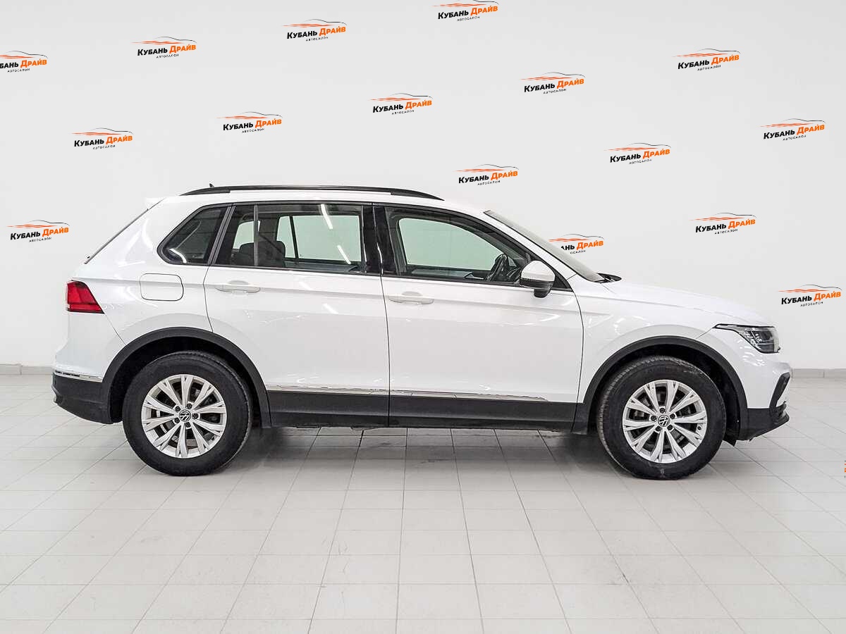 Volkswagen Tiguan 2021 года с пробегом. Фото: #3