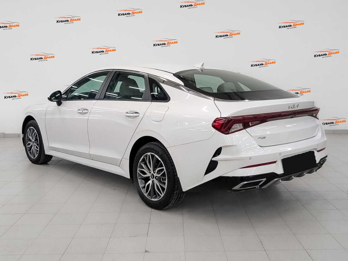 Kia K5 2022 года с пробегом. Фото: #6