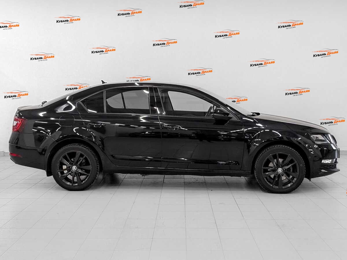 Skoda Octavia 2019 года с пробегом. Фото: #3