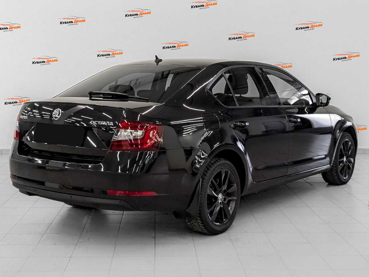 Skoda Octavia 2019 года с пробегом. Фото: #4
