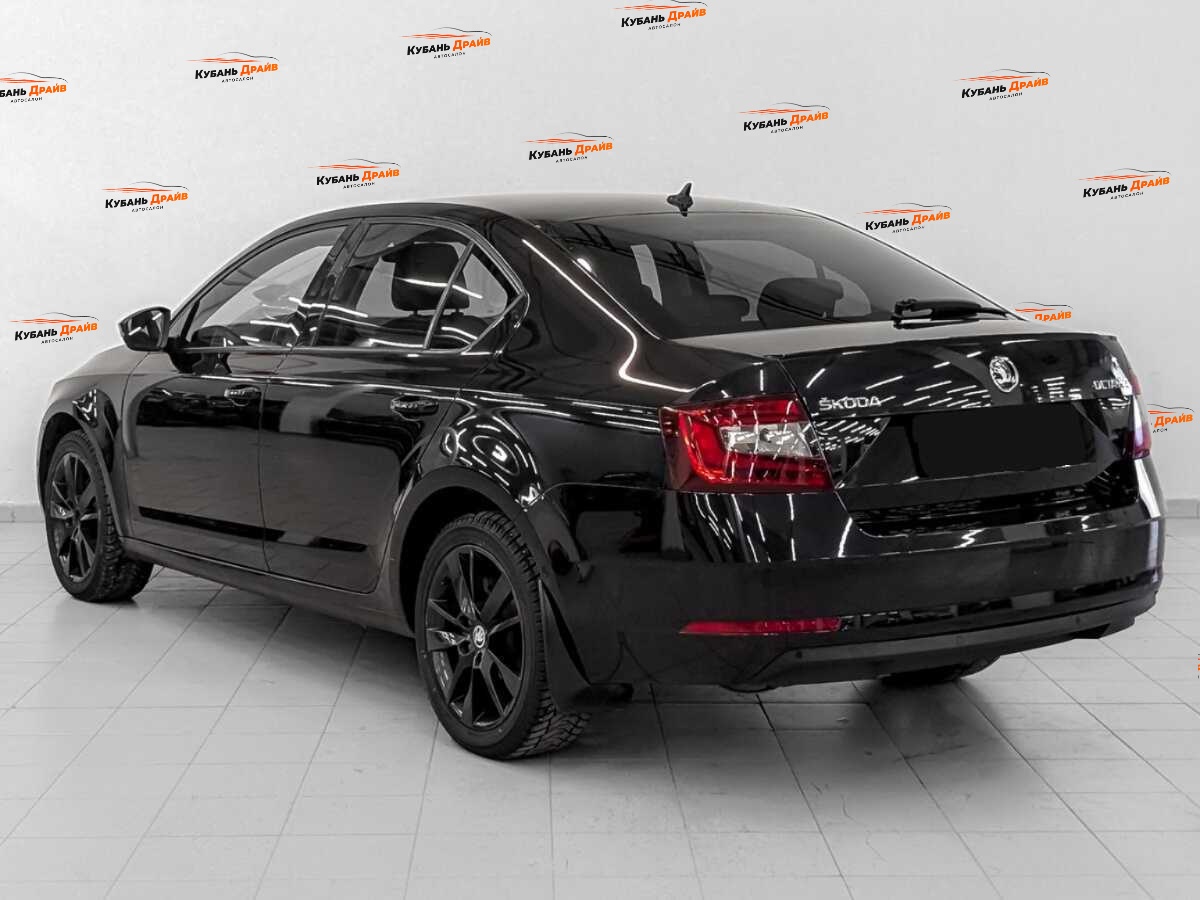 Skoda Octavia 2019 года с пробегом. Фото: #6