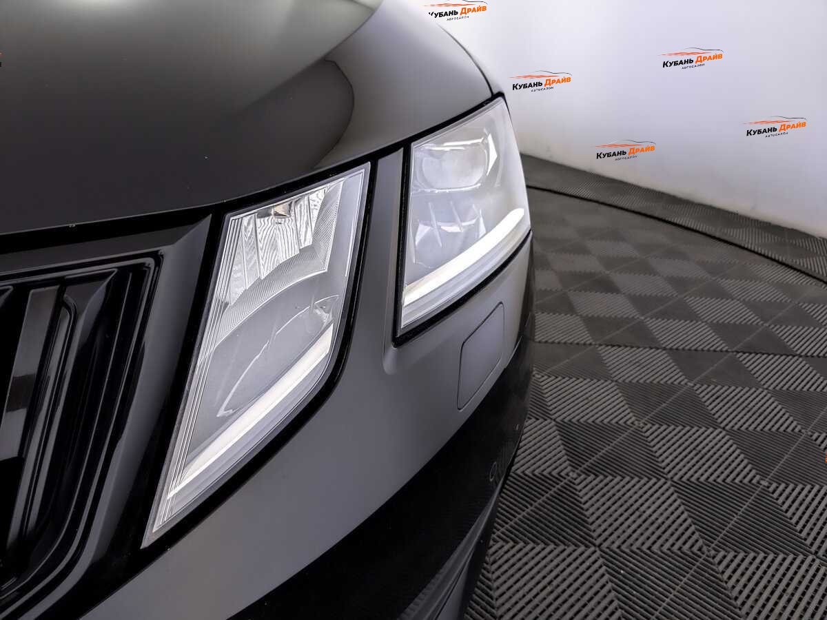Skoda Octavia 2019 года с пробегом. Фото: #16