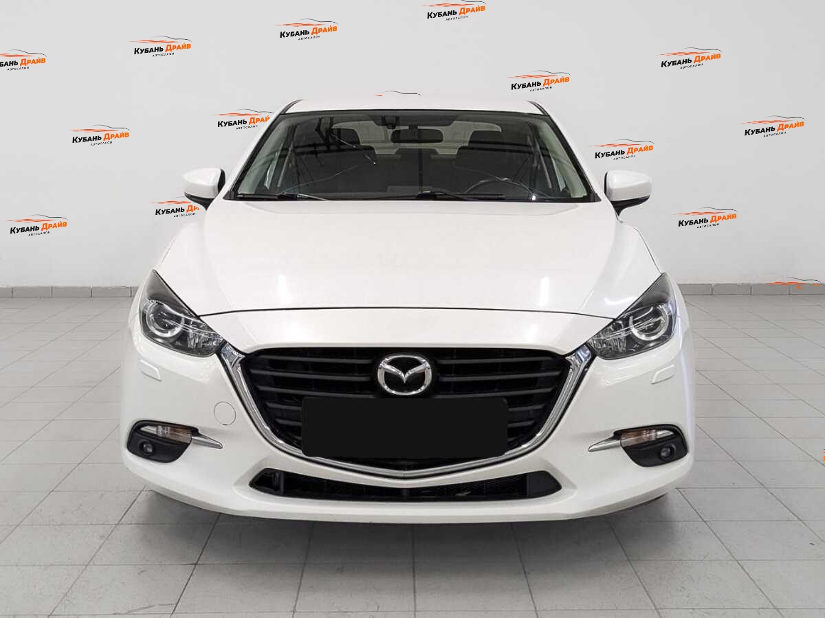 Mazda 3 2018 года с пробегом. Фото: #1