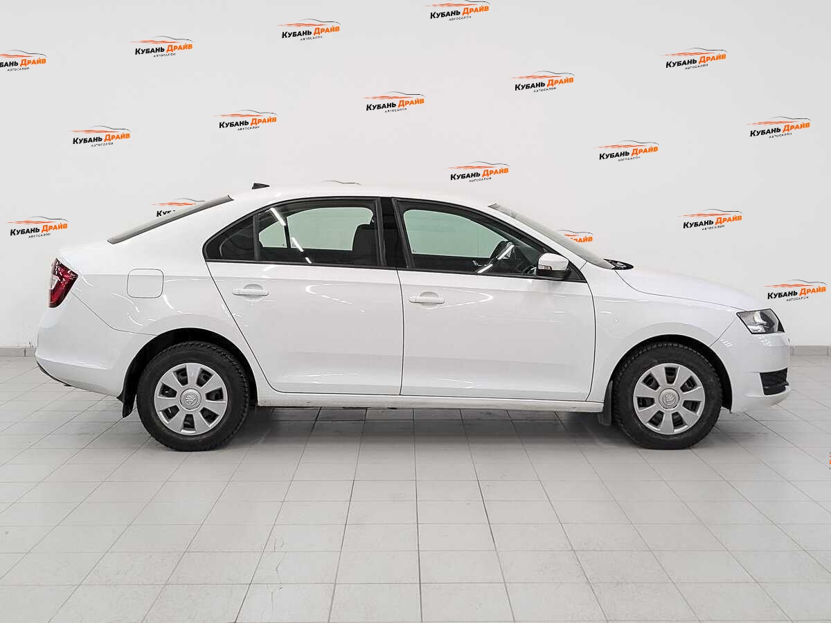 Skoda Rapid 2017 года с пробегом. Фото: #3