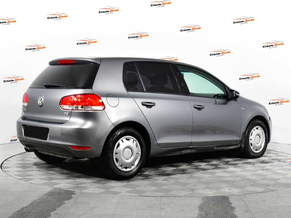 Volkswagen Golf 2012 года с пробегом. Фото: #4