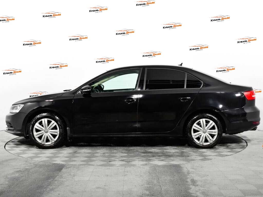 Volkswagen Jetta 2015 года с пробегом. Фото: #4