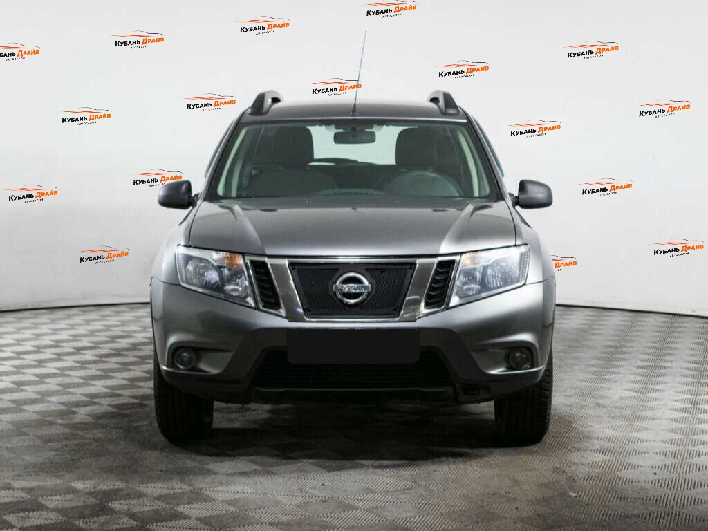 Nissan Terrano 2020 года с пробегом. Фото: #1