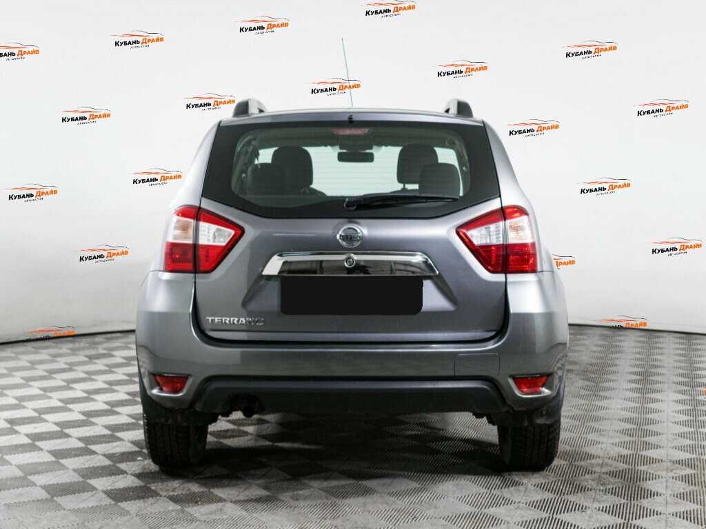 Nissan Terrano 2020 года с пробегом. Фото: #4