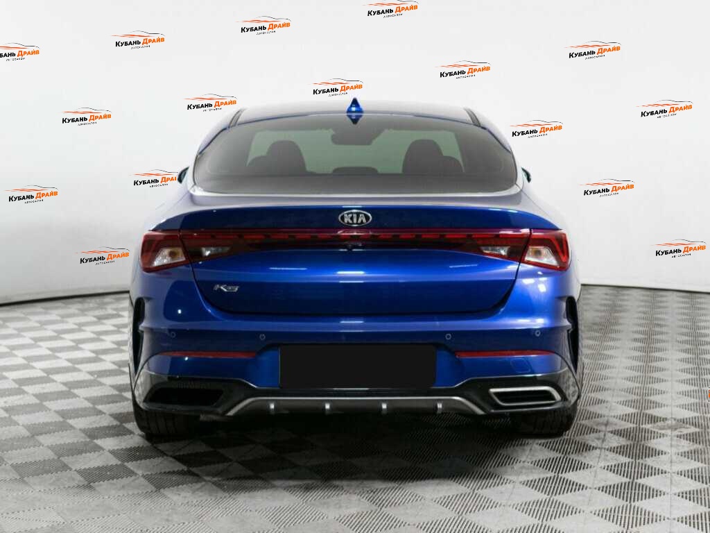 Kia K5 2020 года с пробегом. Фото: #3