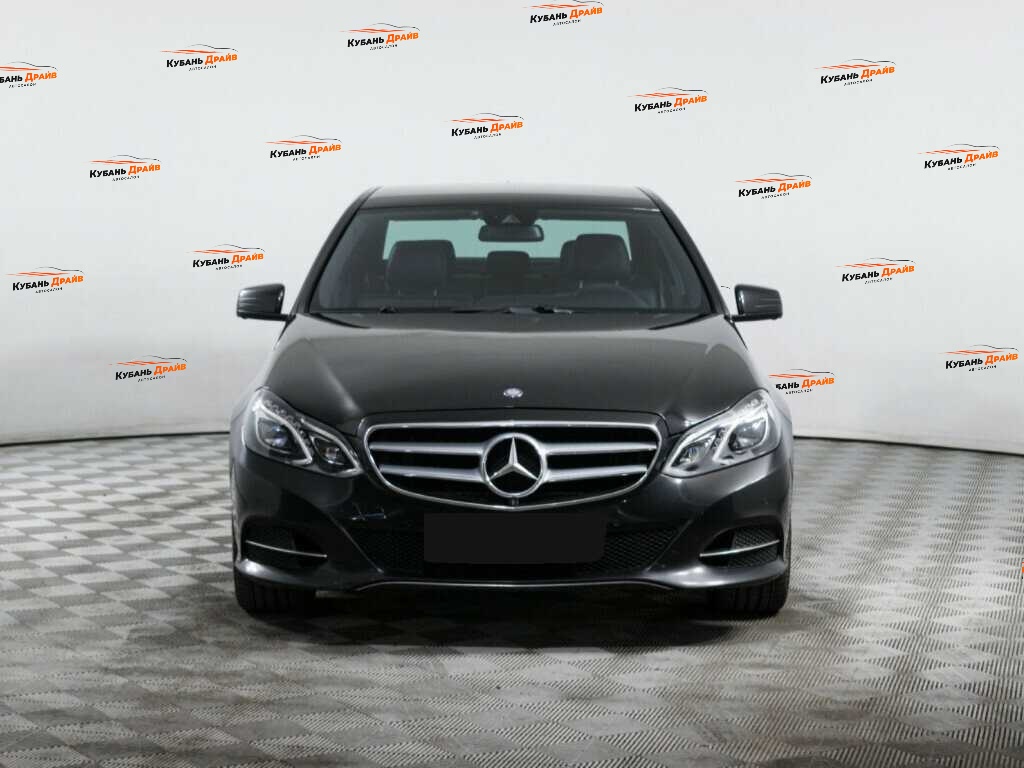 Mercedes-Benz E-Класс 2013 года с пробегом. Фото: #1