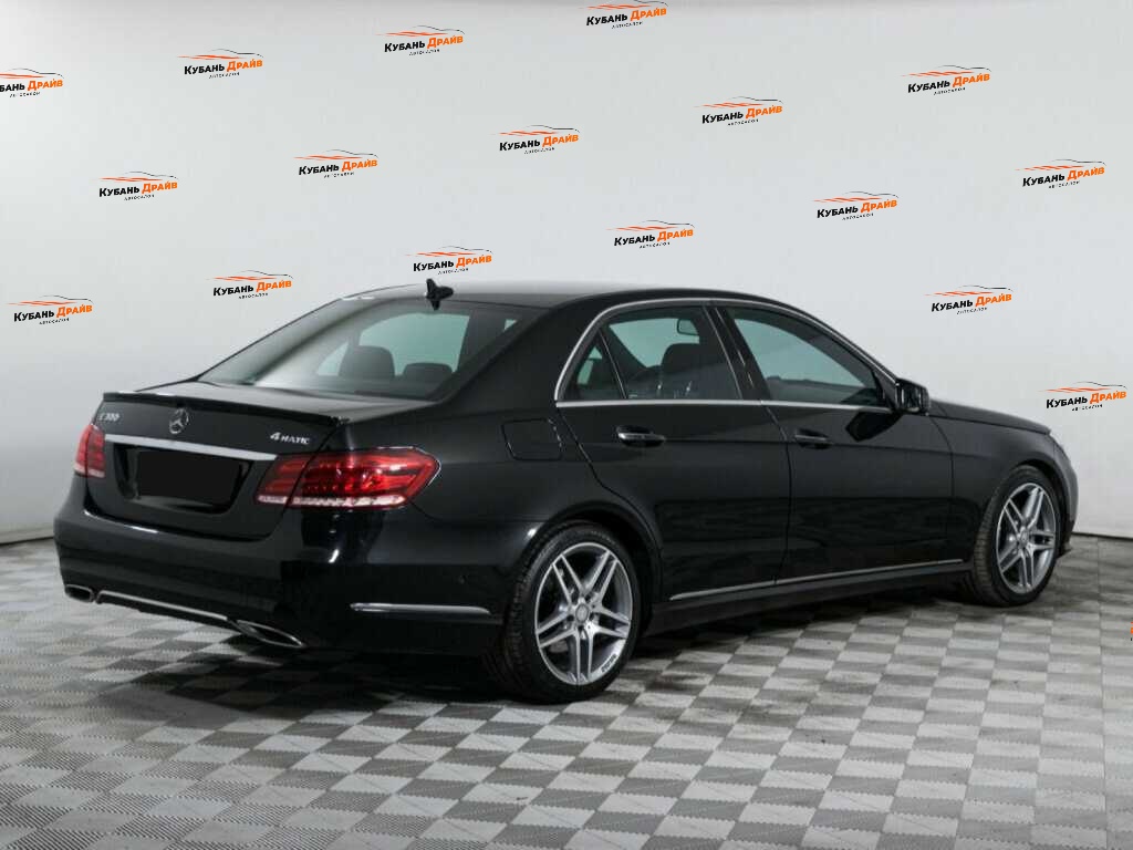 Mercedes-Benz E-Класс 2013 года с пробегом. Фото: #3