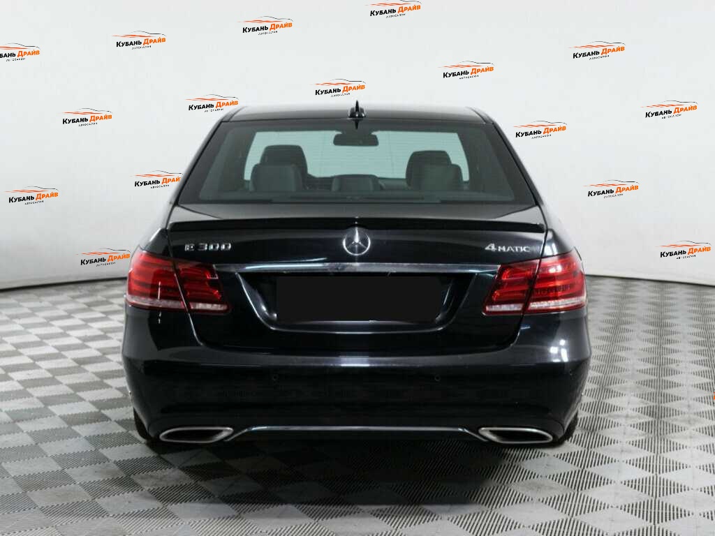 Mercedes-Benz E-Класс 2013 года с пробегом. Фото: #4