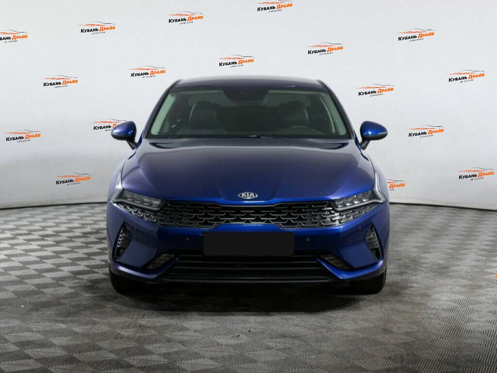 Kia K5 2021 года с пробегом. Фото: #1