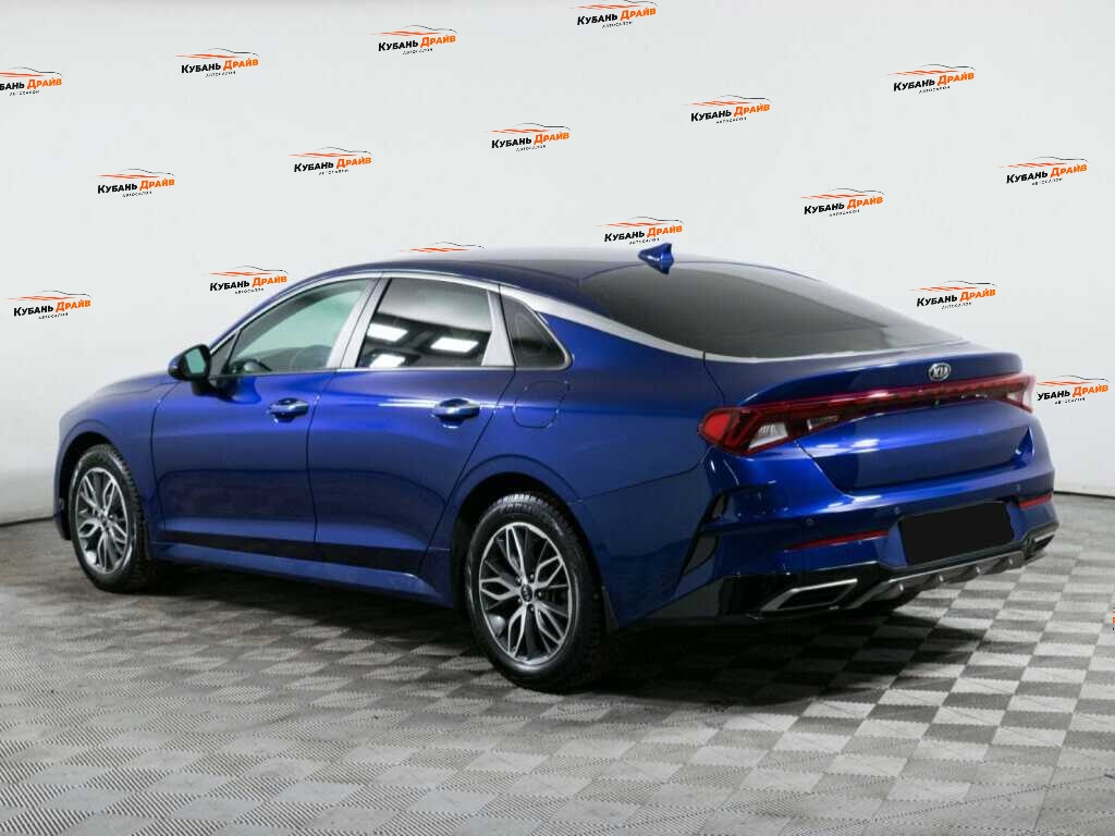 Kia K5 2021 года с пробегом. Фото: #5