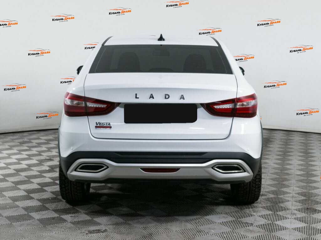 Lada (ВАЗ) Vesta 2023 года с пробегом. Фото: #4