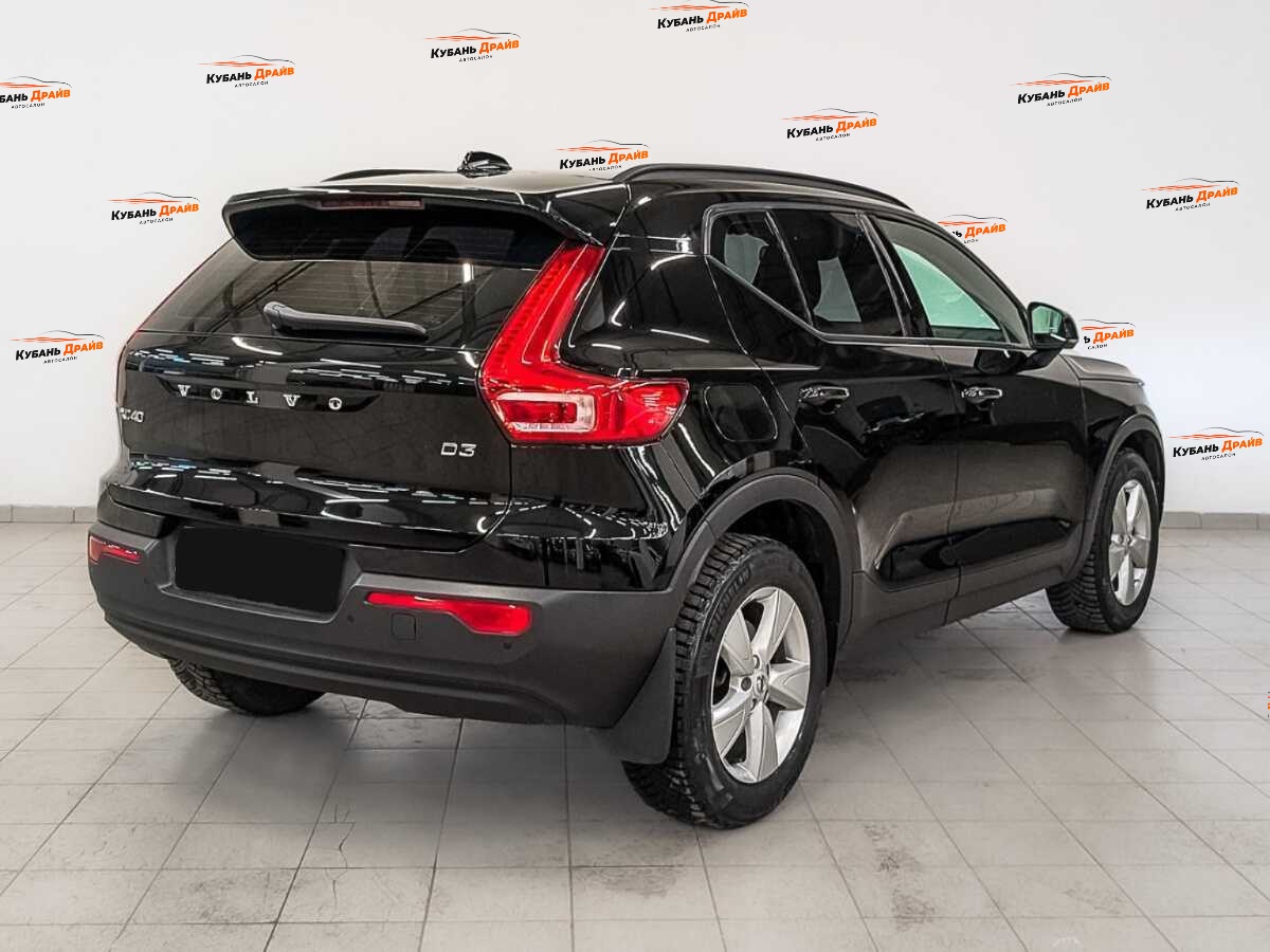 Volvo XC40 2019 года с пробегом. Фото: #4