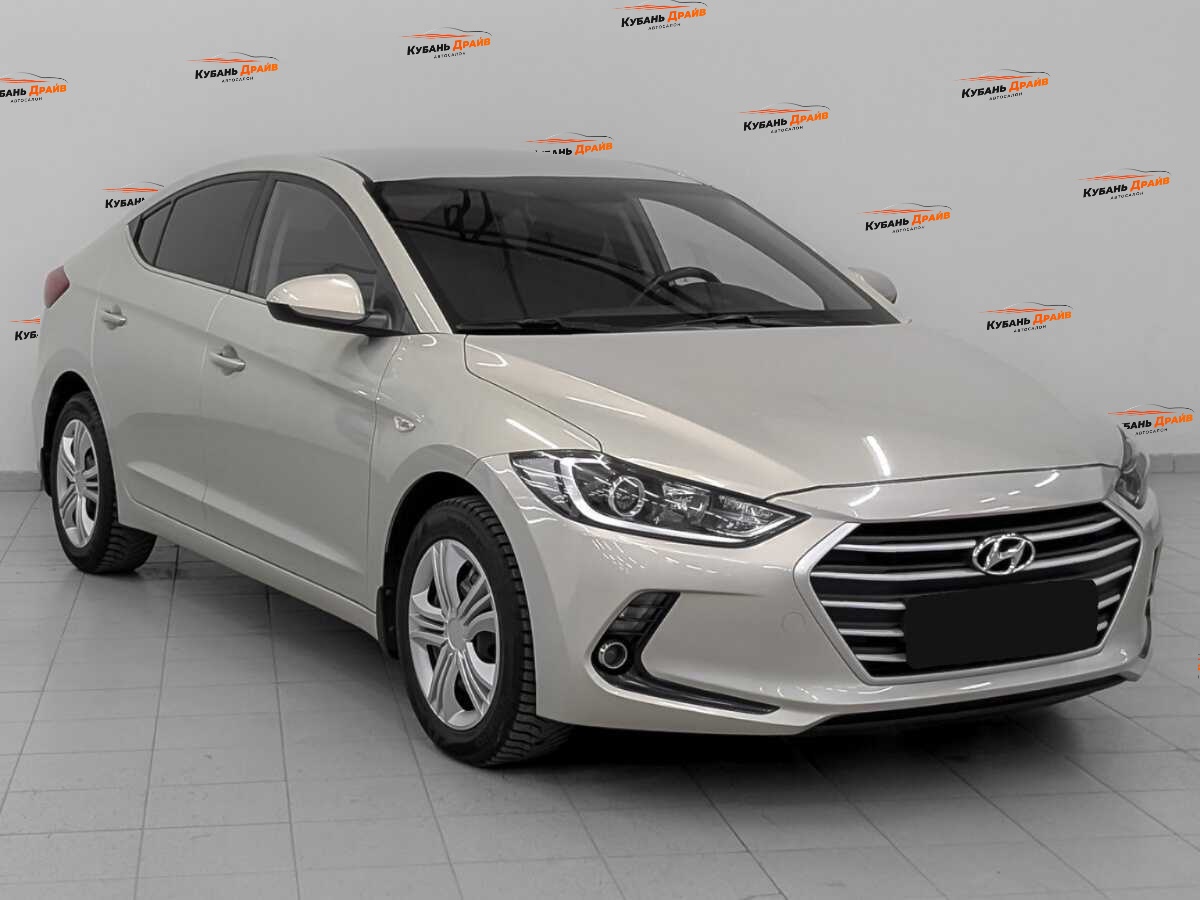 Hyundai Elantra 2017 года с пробегом. Фото: #2