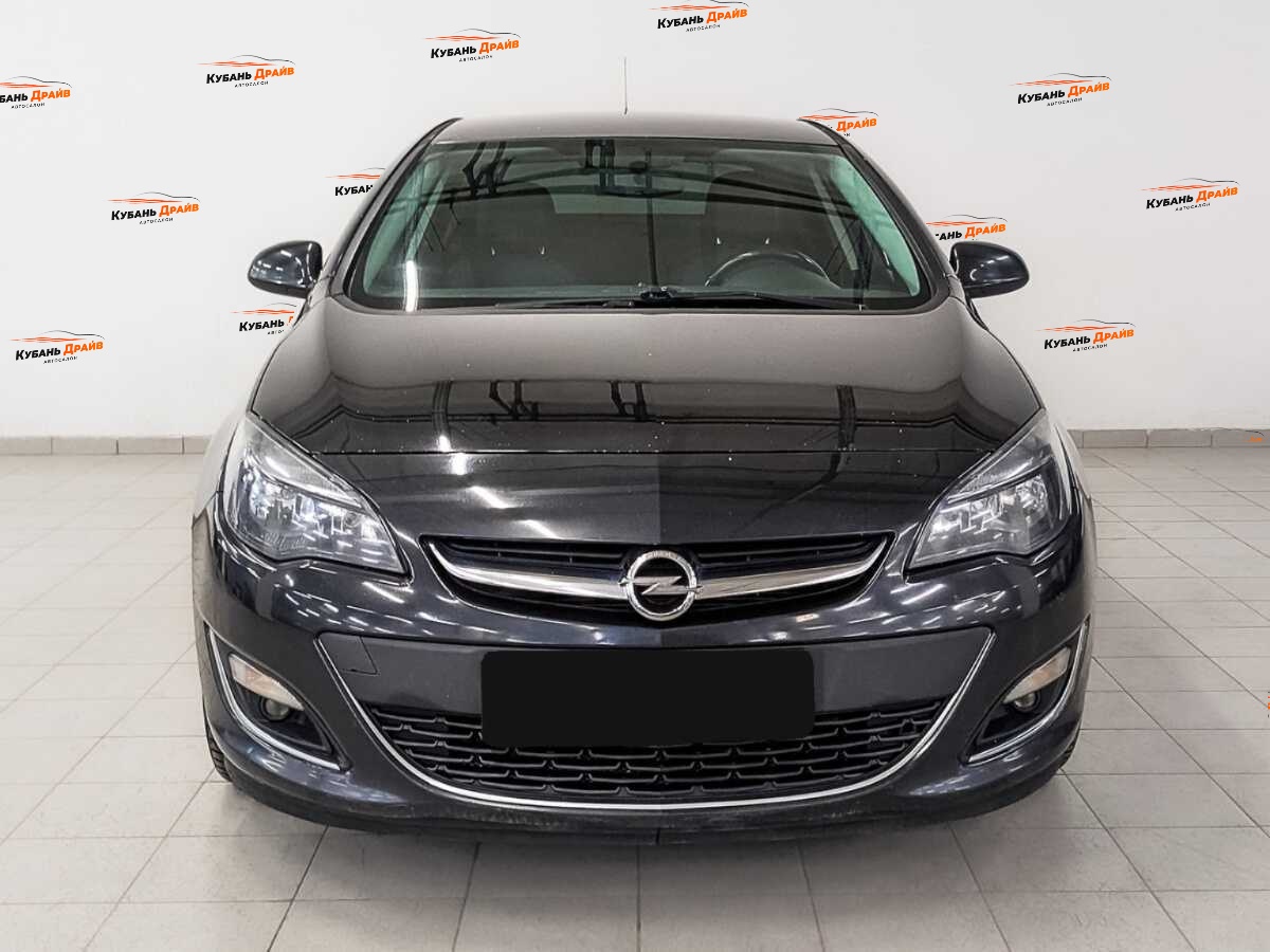 Opel Astra 2014 года с пробегом. Фото: #1