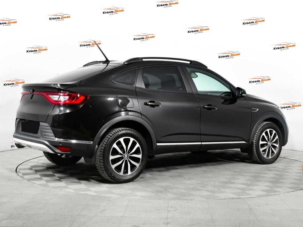 Renault Arkana 2021 года с пробегом. Фото: #4