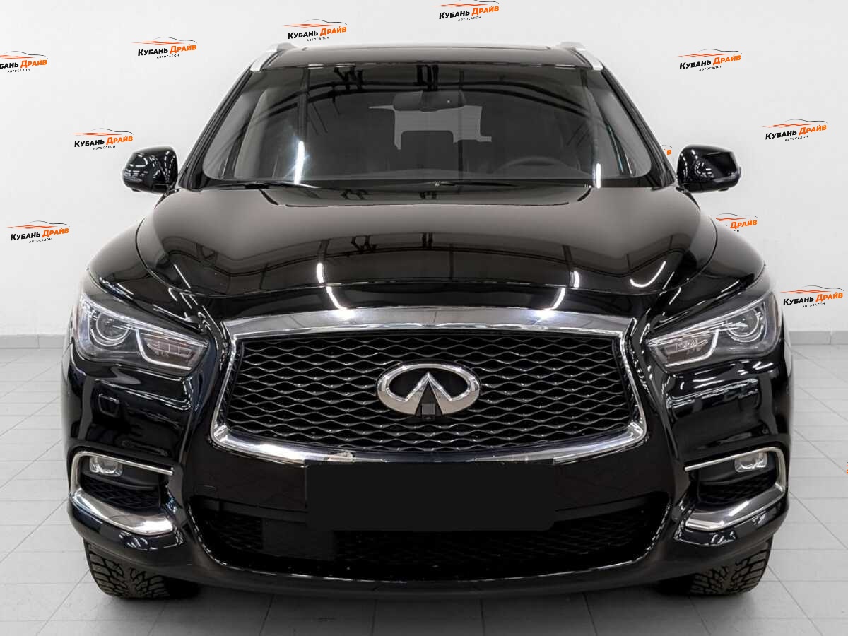 Infiniti QX60 2018 года с пробегом. Фото: #1