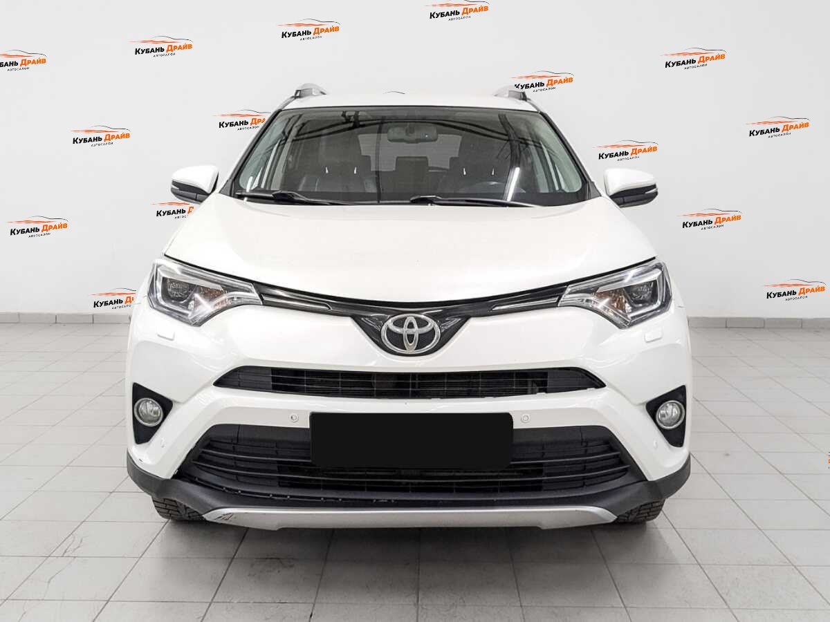Toyota RAV4 2017 года с пробегом. Фото: #1