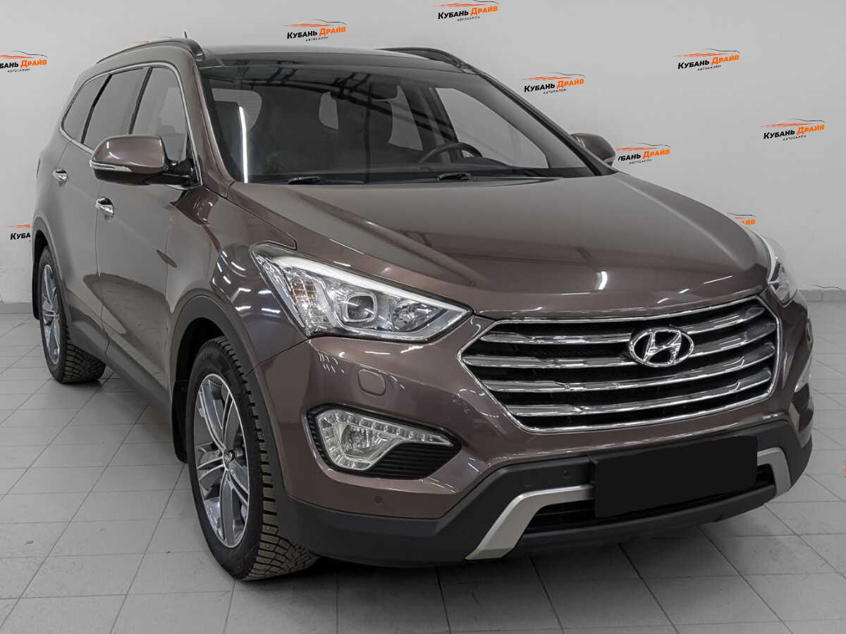 Hyundai Santa Fe 2015 года с пробегом. Фото: #2