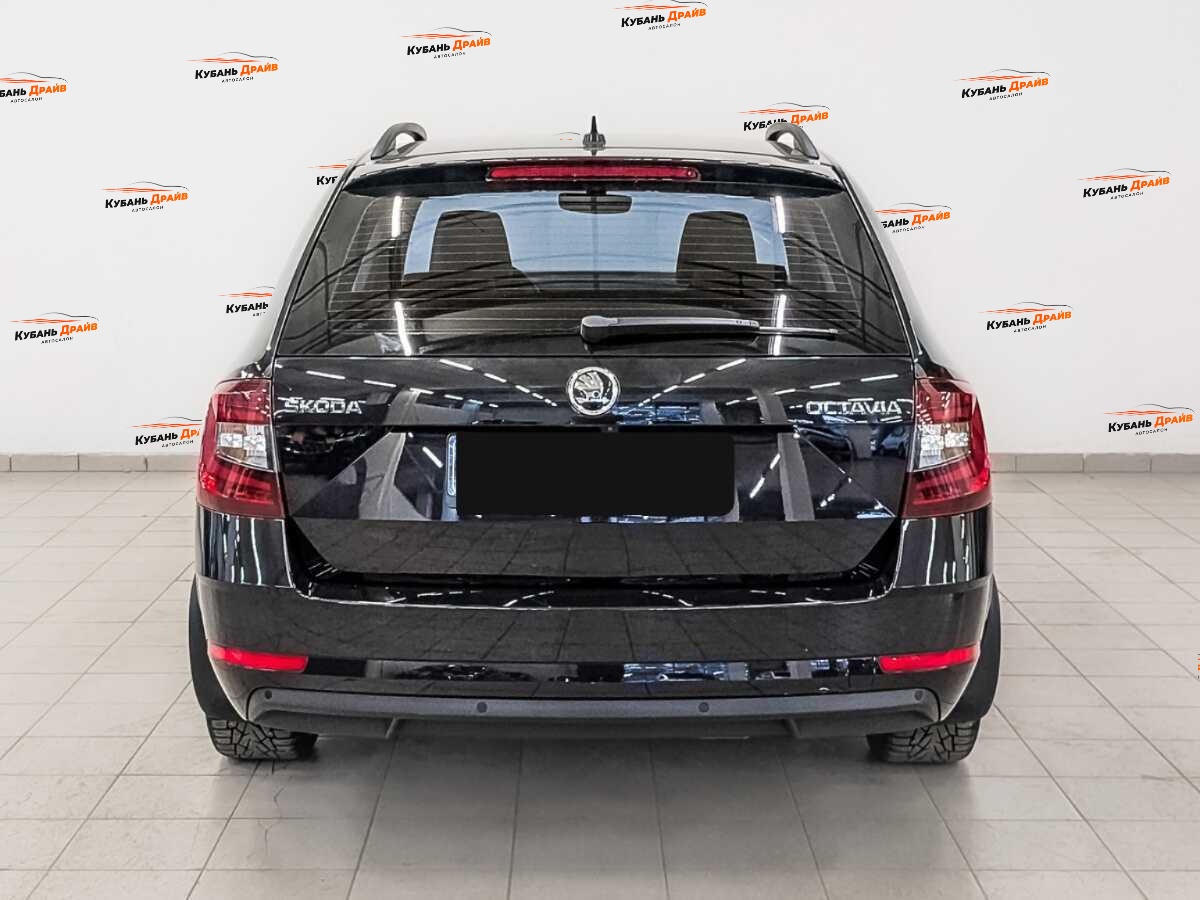 Skoda Octavia 2019 года с пробегом. Фото: #5