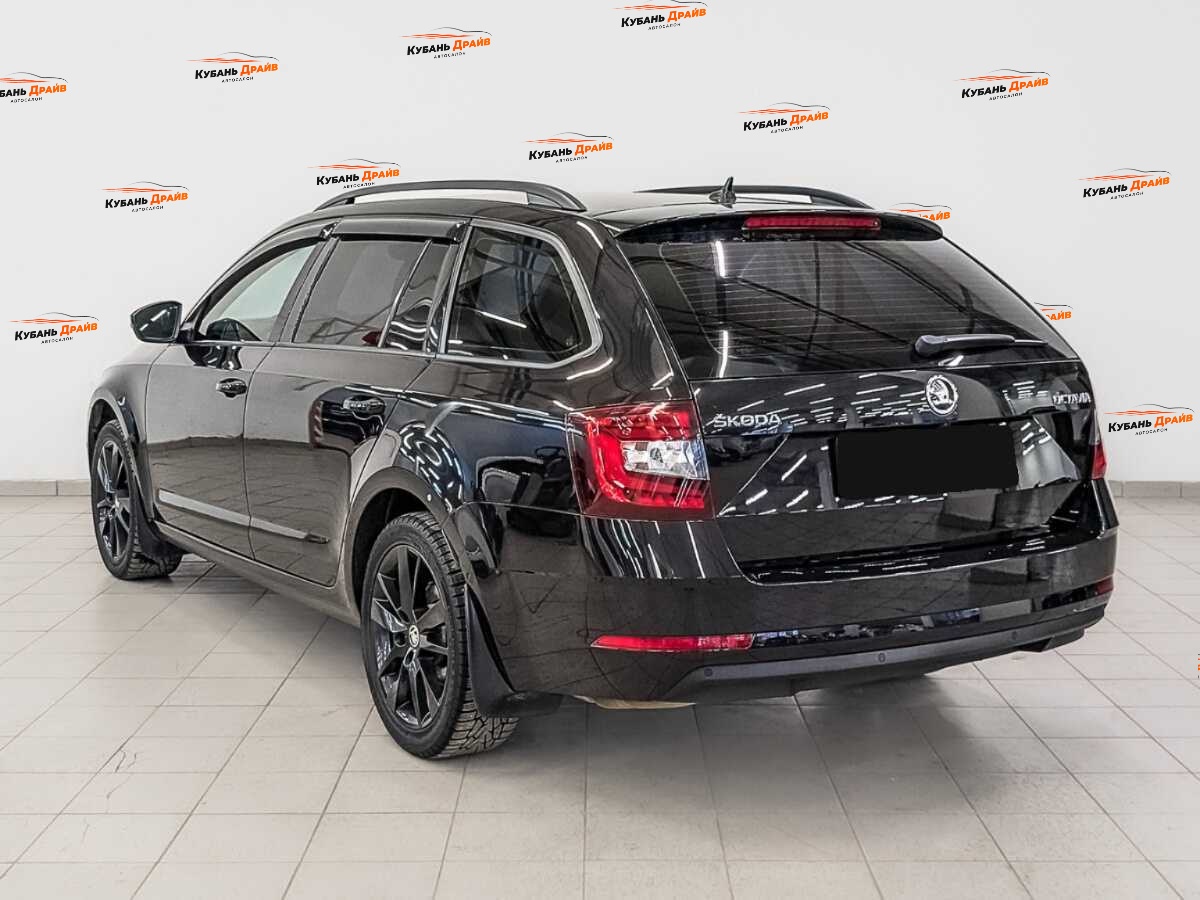 Skoda Octavia 2019 года с пробегом. Фото: #6