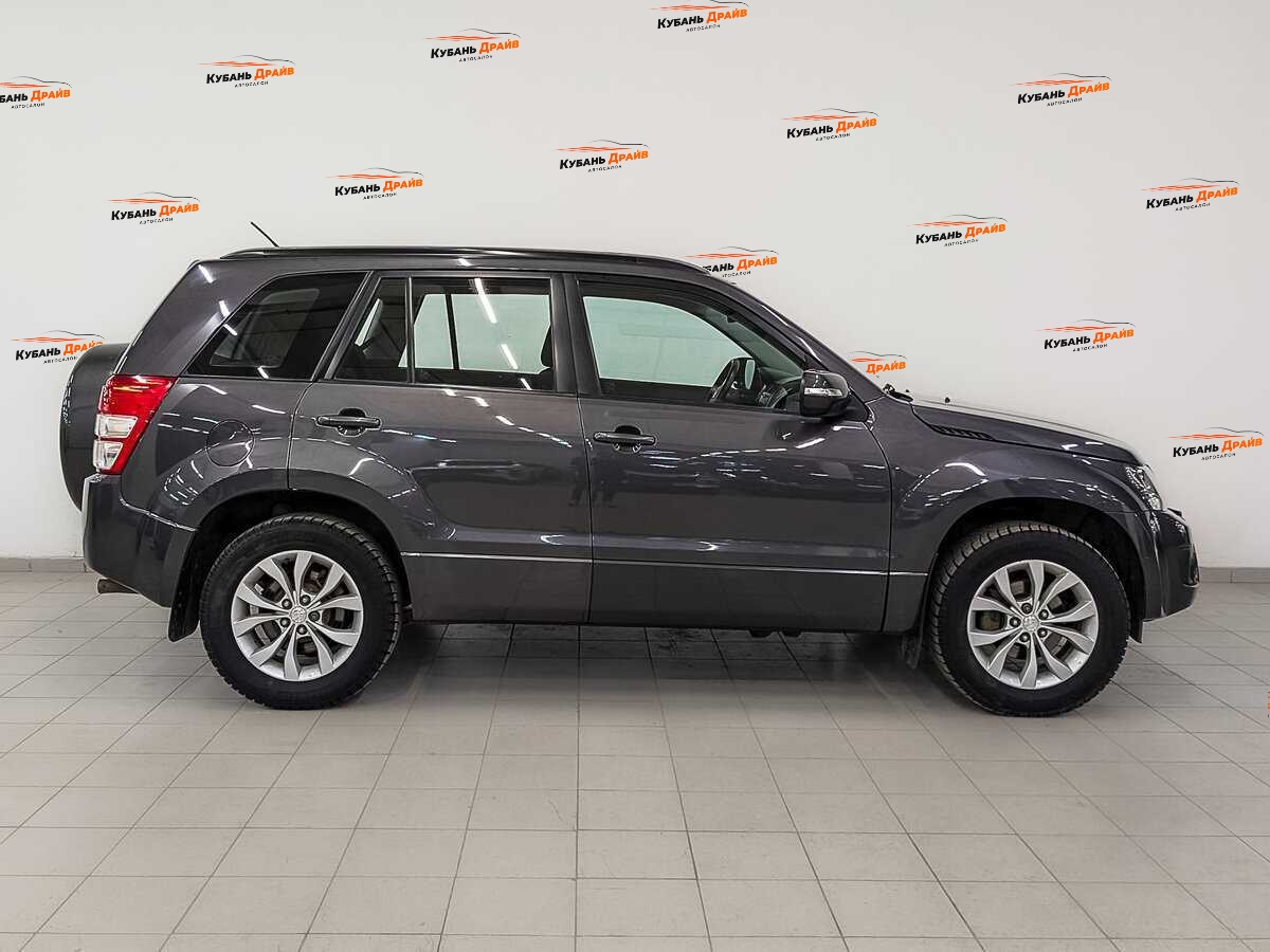 Suzuki Grand Vitara 2013 года с пробегом. Фото: #3