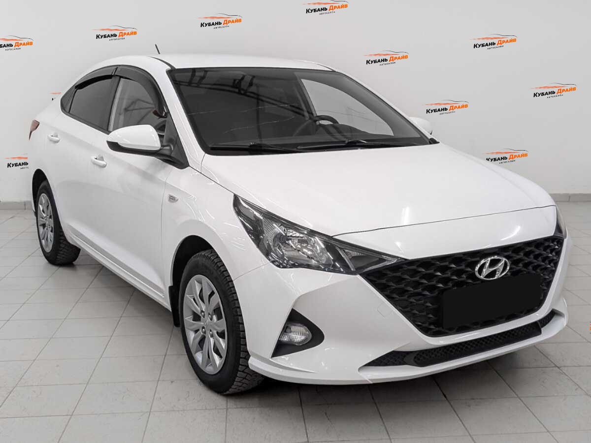 Hyundai Solaris 2021 года с пробегом. Фото: #2