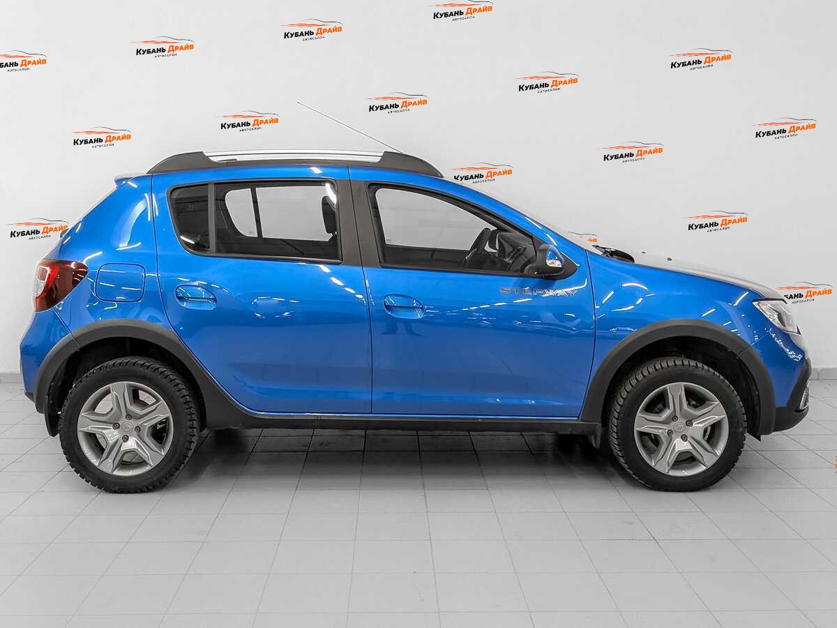 Renault Sandero 2021 года с пробегом. Фото: #3