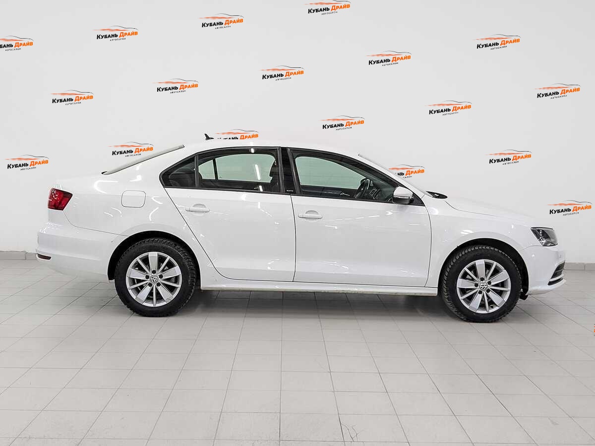 Volkswagen Jetta 2016 года с пробегом. Фото: #3