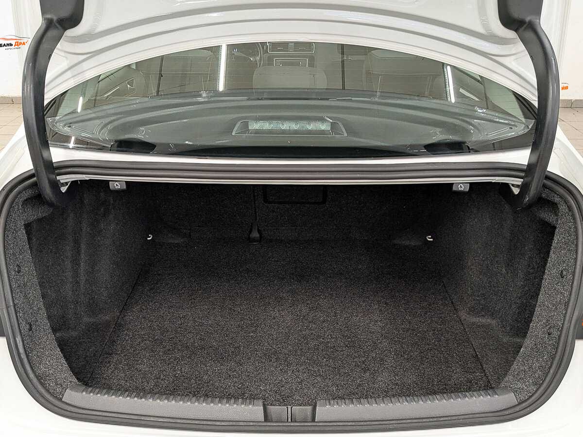 Volkswagen Jetta 2016 года с пробегом. Фото: #9