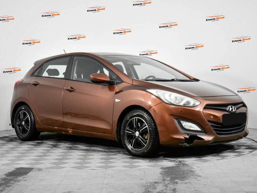 Hyundai i30 2013 года с пробегом. Фото: #2