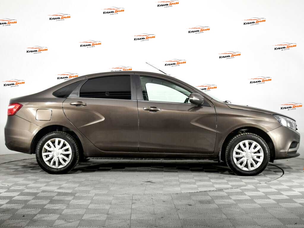 Lada (ВАЗ) Vesta 2019 года с пробегом. Фото: #3