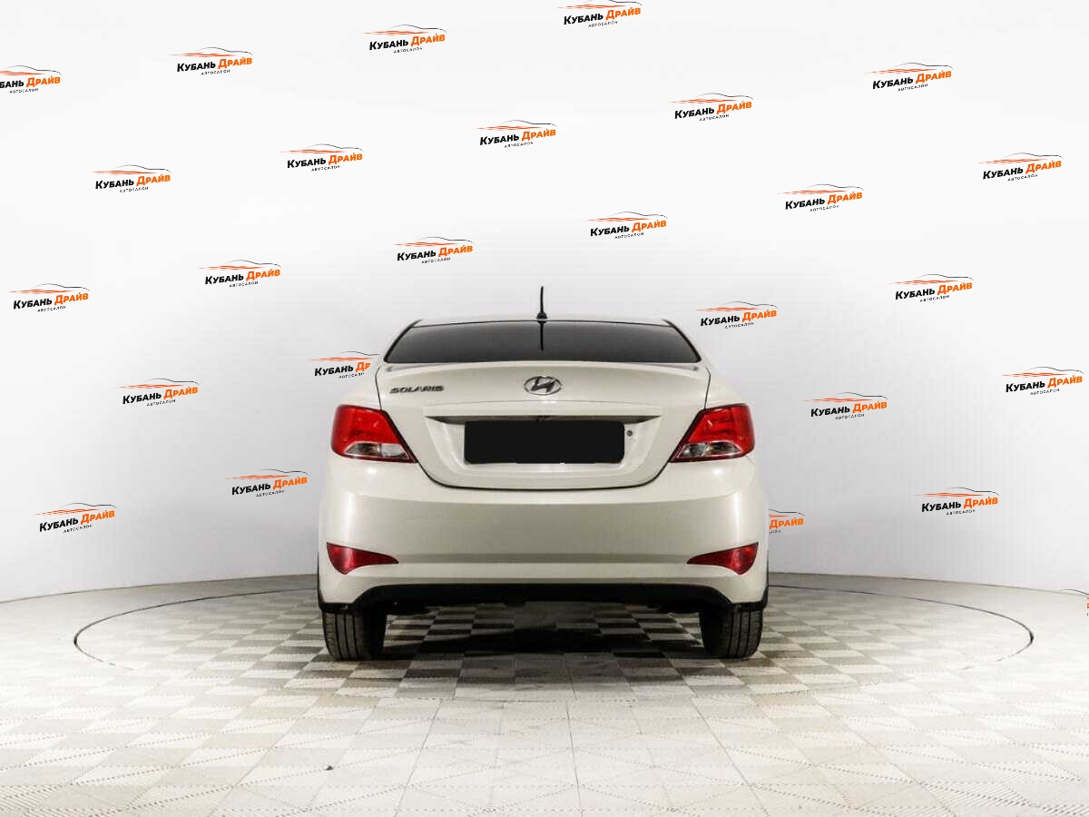 Hyundai Solaris 2016 года с пробегом. Фото: #3