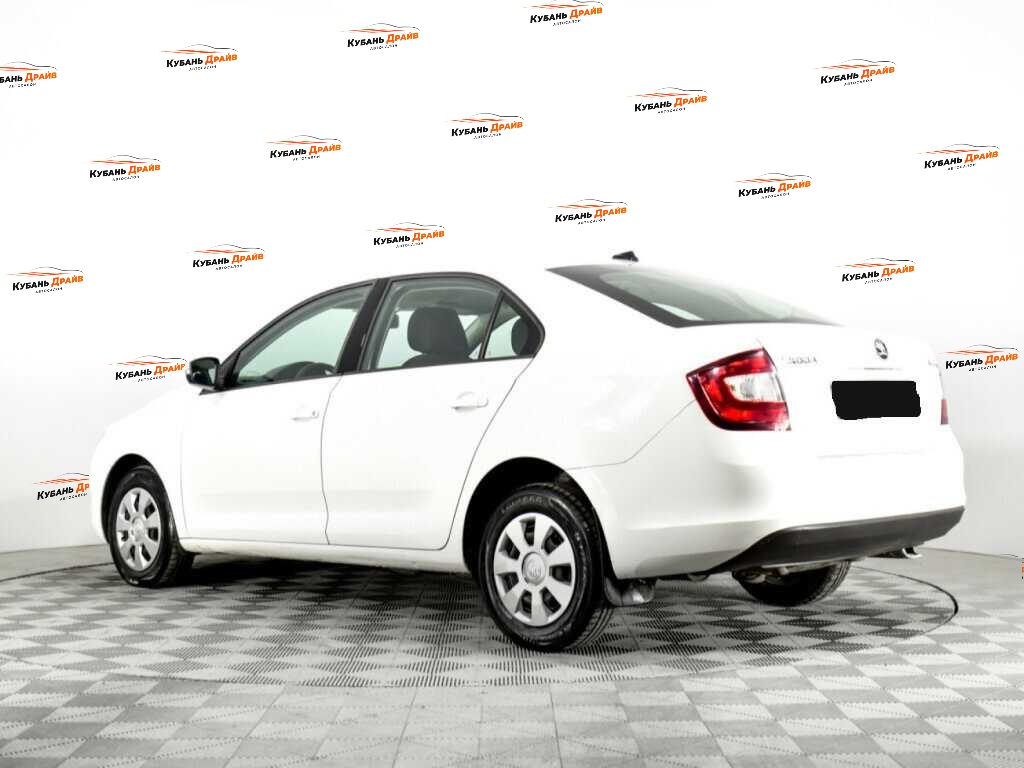 Skoda Rapid 2018 года с пробегом. Фото: #6