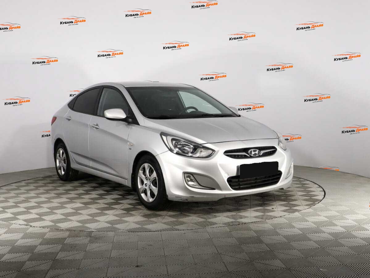 Hyundai Solaris 2012 года с пробегом. Фото: #2