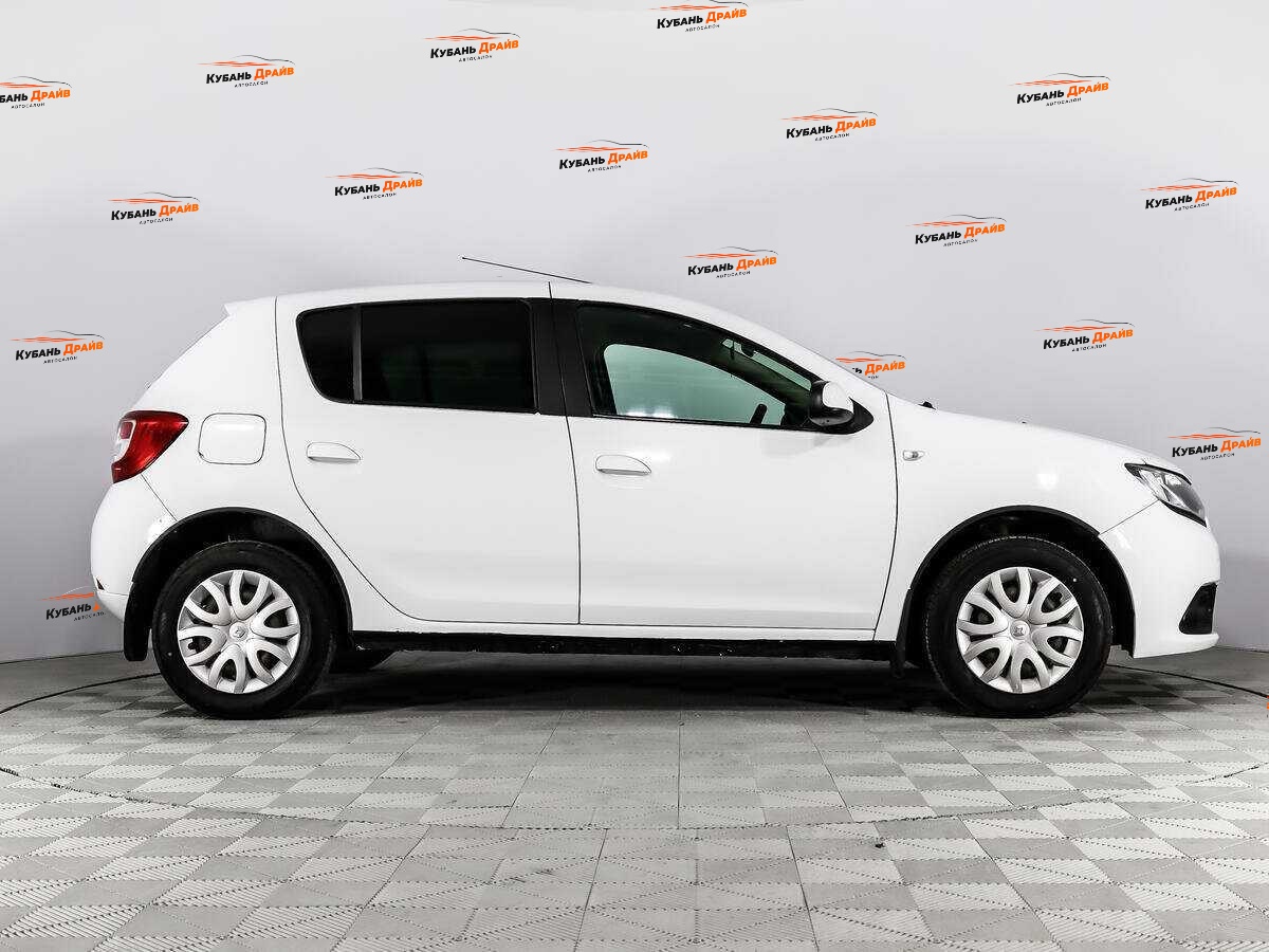 Renault Sandero 2017 года с пробегом. Фото: #3